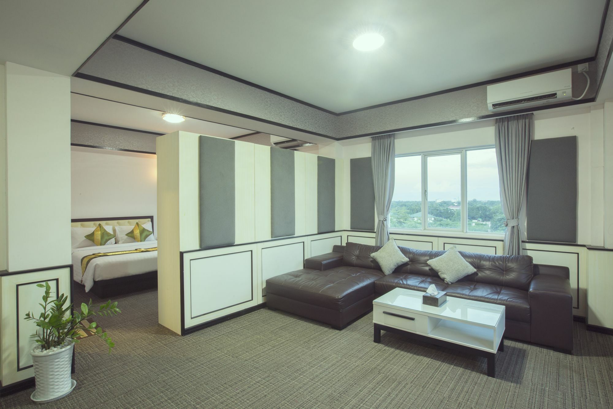 Platinum River View Hotel Yangon Exterior photo